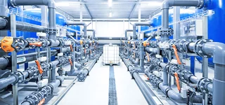 air humidification in plastics production