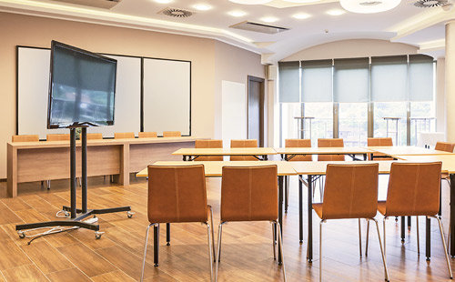 air humidification in conference rooms and meeting rooms